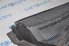 Windscreen wiper grille plastic GMC Terrain 10-17 rubbed