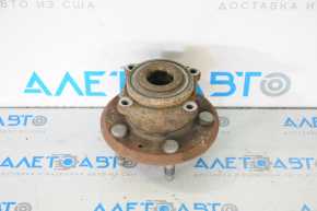 Rear right hub GMC Terrain 10-17 FWD