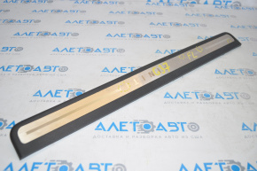 Door sill trim outer front left Infiniti G25 G35 G37 4d 06-15 bumps, rubbed