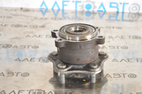 Rear left hub Infiniti G37 4d 06-14