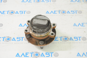 Front right hub Infiniti Q50 14-24 RWD