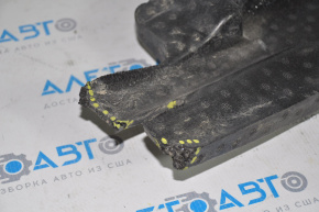 Kia Forte 4d 14-16 prerest rear bumper absorber broken edge