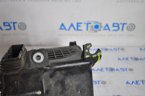 Kia Optima 11-15 2.4 air filter housing broken fastener