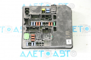 Fuse box underhood left Nissan Leaf 13-14