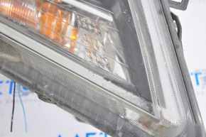 Headlight front right Nissan Pathfinder 13-16 bare pre-rest without fastening, glass for polishing, body is broken