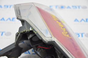Light outer wing left Nissan Rogue 14-16 broken plastic