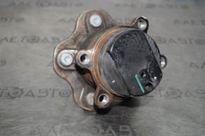 Nissan Rogue 14-20 fwd rear right hub