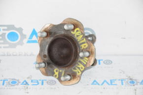 Rear right hub Nissan Sentra 13-19
