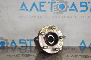 Front right hub Subaru Impreza 17-23 GK