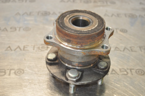 Subaru Outback 10-14 rear right hub