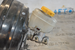 Subaru Outback 10-14 brake master cylinder with reservoir