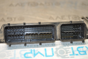 Block ECU engine computer Toyota Prius 30 10-15