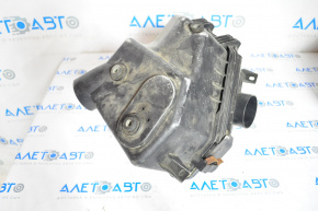 Toyota Rav4 06-12 air filter housing without flow meter