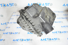 Toyota Rav4 06-12 air filter housing without flow meter