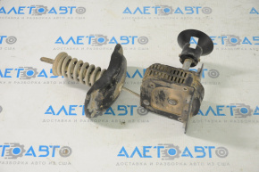 Spare tire mounting mechanism for the 2011 Toyota Sequoia