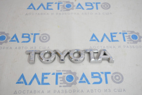 Toyota Sequoia 08-10 tailgate emblem-inscription "Toyota"