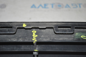 Lower grille front bumper VW Jetta 11-14 USA mat there are cracks broken fastener