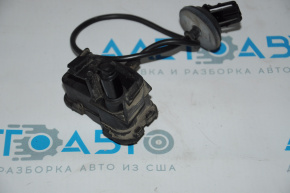 VW Passat B8 16-19 USA Fuel Filler Door Lock