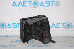 Underhood fuse box VW Tiguan 09-18 with housing