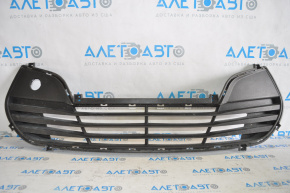 Lower grille of the front bumper Hyundai Veloster 12-17 without fog lights