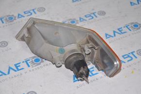 Right turn signal for Jeep Patriot 11-17