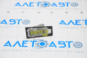 Trunk lid number plate light right Kia Forte 4d 14-18