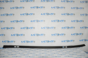 Roof trim left Nissan Pathfinder 13-16 under rails breakage of fastening
