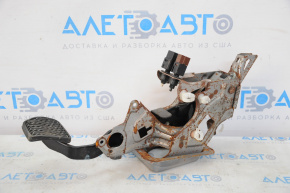 Brake pedal Nissan Versa 12-19 usa with sensors