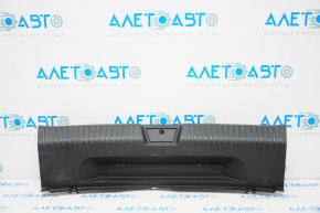 VW Jetta 19-24 trunk opening trim is worn, scratches