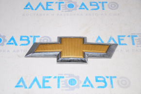 Chevrolet Camaro rear emblem 16-23