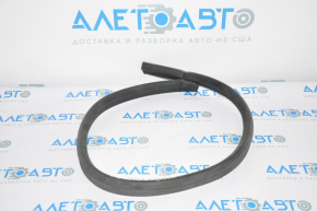Windscreen wiper grille seal central Chevrolet Volt 16-19