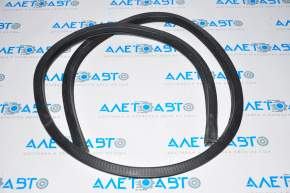 Lower front right door seal for a 09-23 Dodge Challenger