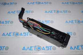 Ford Escape MK3 Trunk Fuse Box 13-