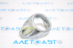 Right fog light frame for Ford Focus mk3 11-14 pre-restoration chrome