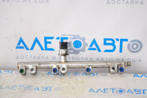 Kia Optima 11-15 2.4 fuel rail with sensor