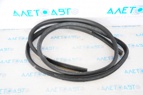 Door seal front right Mitsubishi Outlander 14-15 prerest