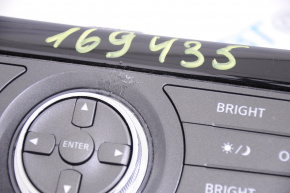 Nissan Pathfinder 13-16 Display Control Without Button Paint Blistered