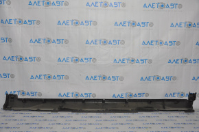 Right threshold Nissan Rogue 14-16 piece torn off