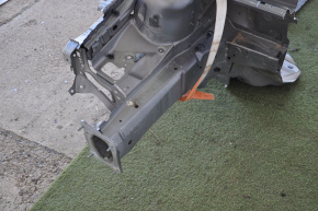 Front right quarter Ford Focus mk3 11-18 graphite, with central pillar
