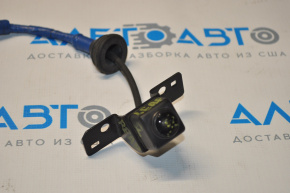 Rear view camera Nissan Leaf 11-17 glass chips