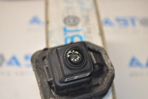 Rear view camera Nissan Rogue 14-20 small glass chips