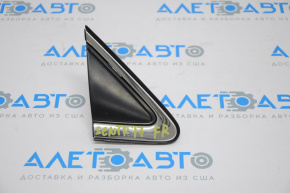 Wing molding corner right Nissan Sentra 13-19