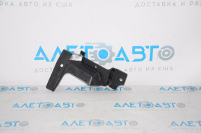 Radiator deflector left upper Ford Fiesta 14-19 1.6