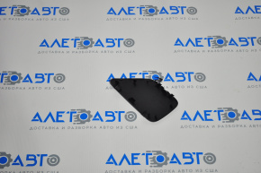 Front bumper plug for hook Nissan Leaf 11-17
