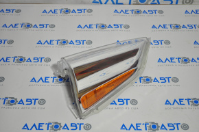 Front left turn signal Nissan Leaf 11-17