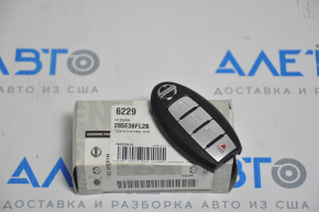 Smart key without tip Nissan Rogue 17-17 4 buttons