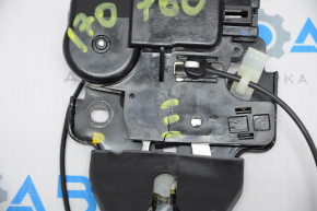 Nissan Sentra 13-19 Trunk Lid Lock Crack