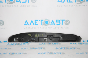 Left door-wing seal for VW Jetta 11-18 USA