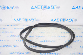 Nissan Sentra 13-15 Trunk Lid Seal