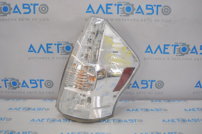 Right taillight Toyota Prius V 12-14 prerest